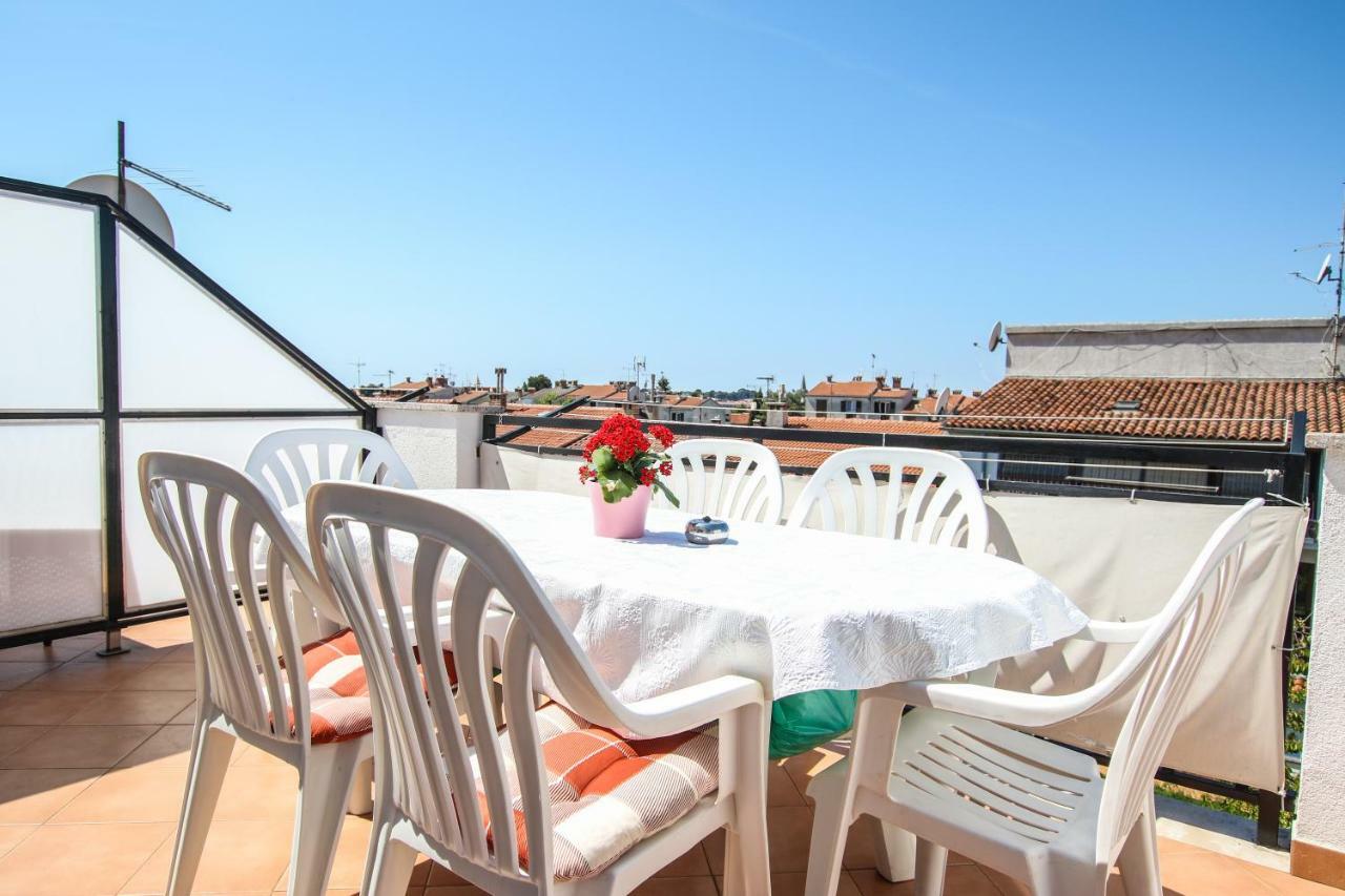 Apartmani Ljubica Пореч Экстерьер фото